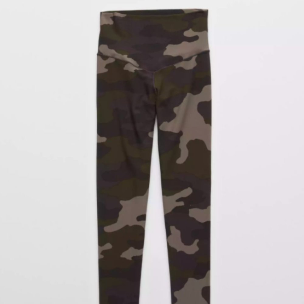 NWT Offline Real Me High Waisted Legging - CAMO